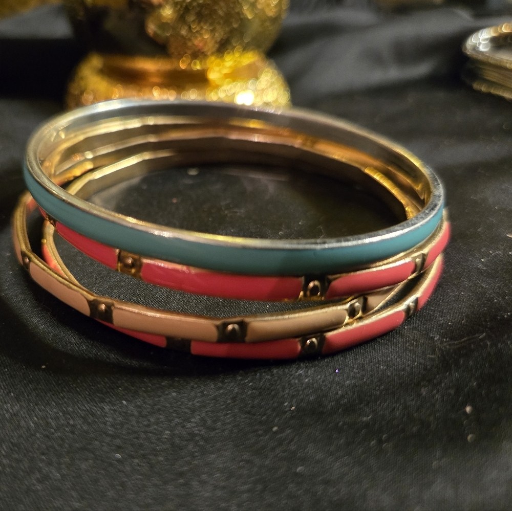 FREE With Purchase- Vintage Enamel Bangle Bracelet Set